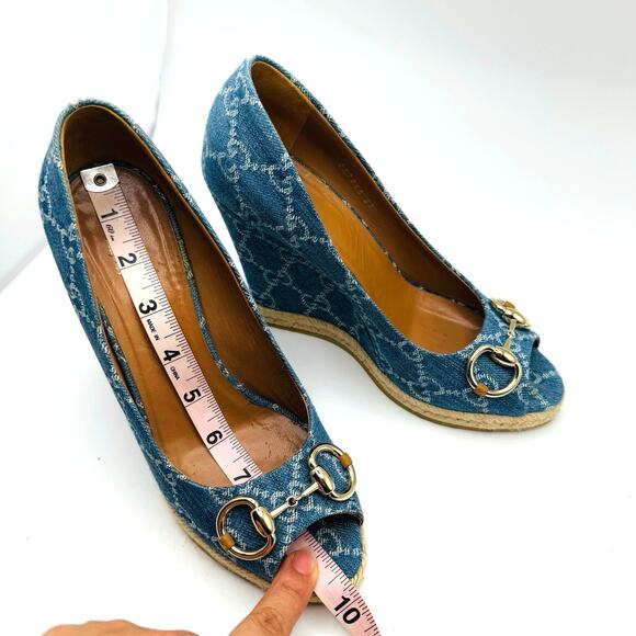 GUCCI CLASSIC BLUE DENIM MONOGRAM HORSEBIT ESPADRILLE WEDGES 37 - Picture 7 of 15